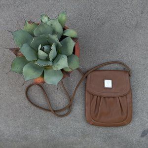 Leather Crossbody Shoulder Bag/Purse Cognac Tan Brown Chestnut Dark Camel 90s70s